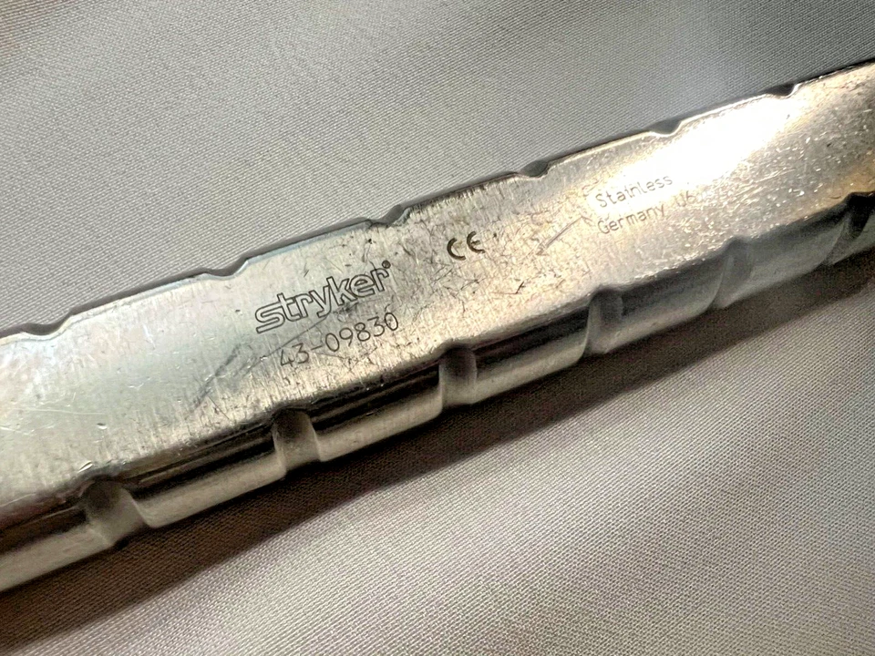 Mazo de pinza de radio distal Stryker 43-09830 VariAx 2 / 250 gramos Foto 4 de 4