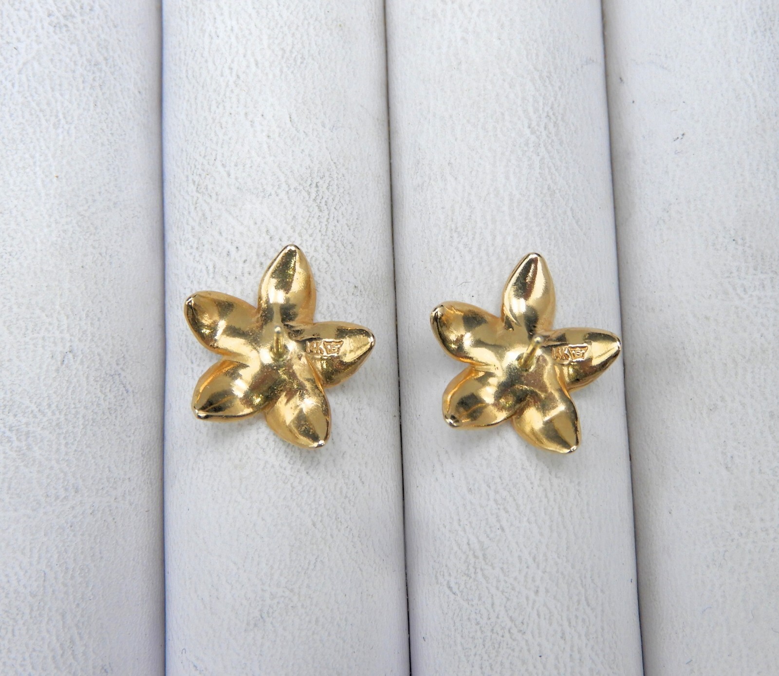 Vintage Hawaiian Plumeria Flower Earrings Handcrafted Solid 14K Gold