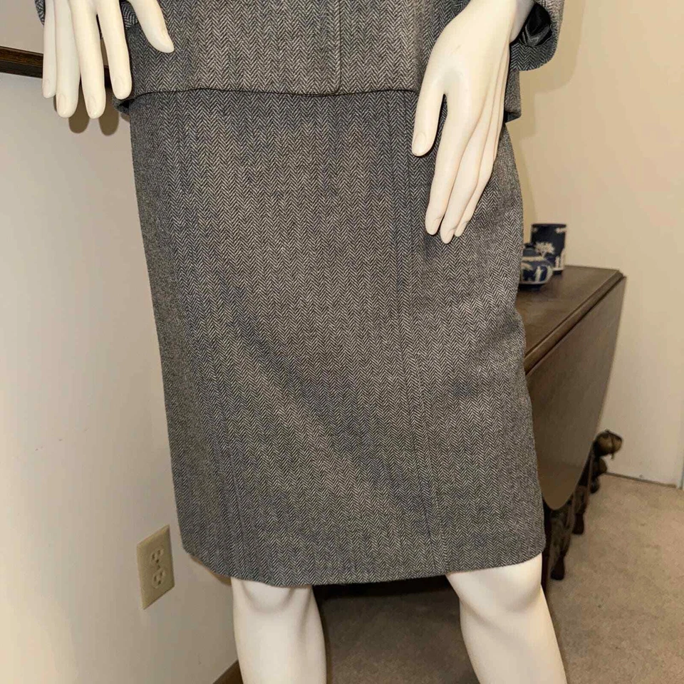 Falda lápiz Banana Republic gris mezcla lana talla 0 Foto 3 de 4