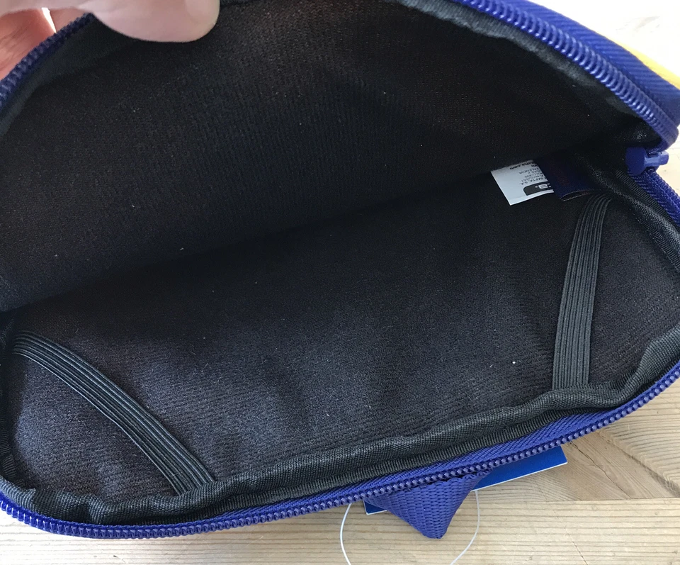 (M) New FC Barcelona Tablet Cover (10.6 Inches) BNWT - Image 4 of 4