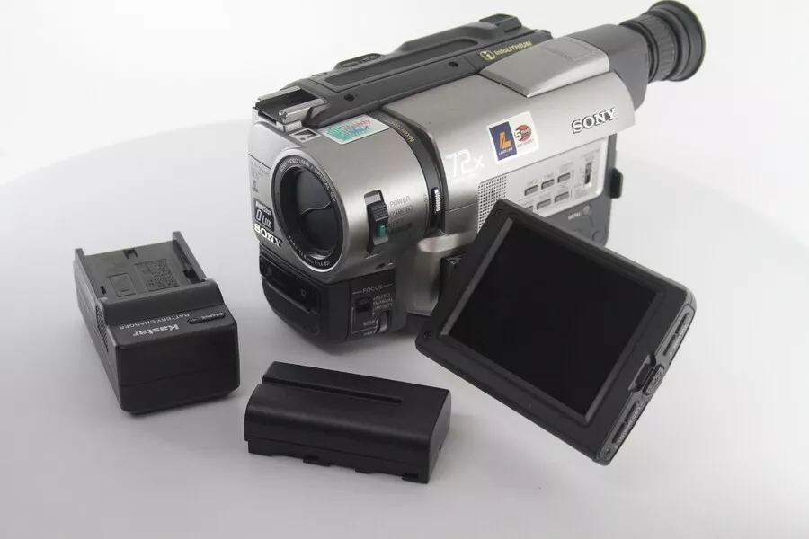 Sony NTSC 8mm Hi8 Hi-Fi Stereo Camcorder Handycam - Video Transfer (CCD-TRV85) Sony NTSC 8mm Hi8 Hi-Fi Stereo Camcorder Handycam - Video Transfer (CCD-TRV85)