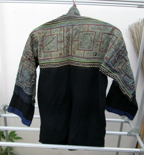 Vintage Black Hmong Hill Tribe Handmade Cotton and Silk Woman's Jacket (S) - Picture 2 of 2
