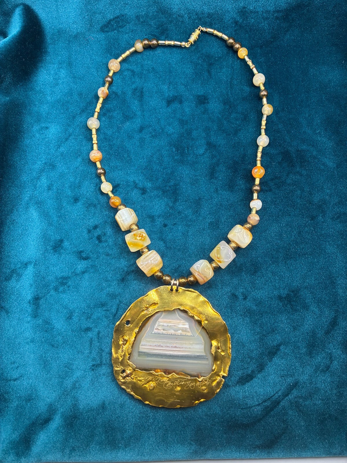 Artisan Crafted Agate Brass Statement Necklace Si… - image 3