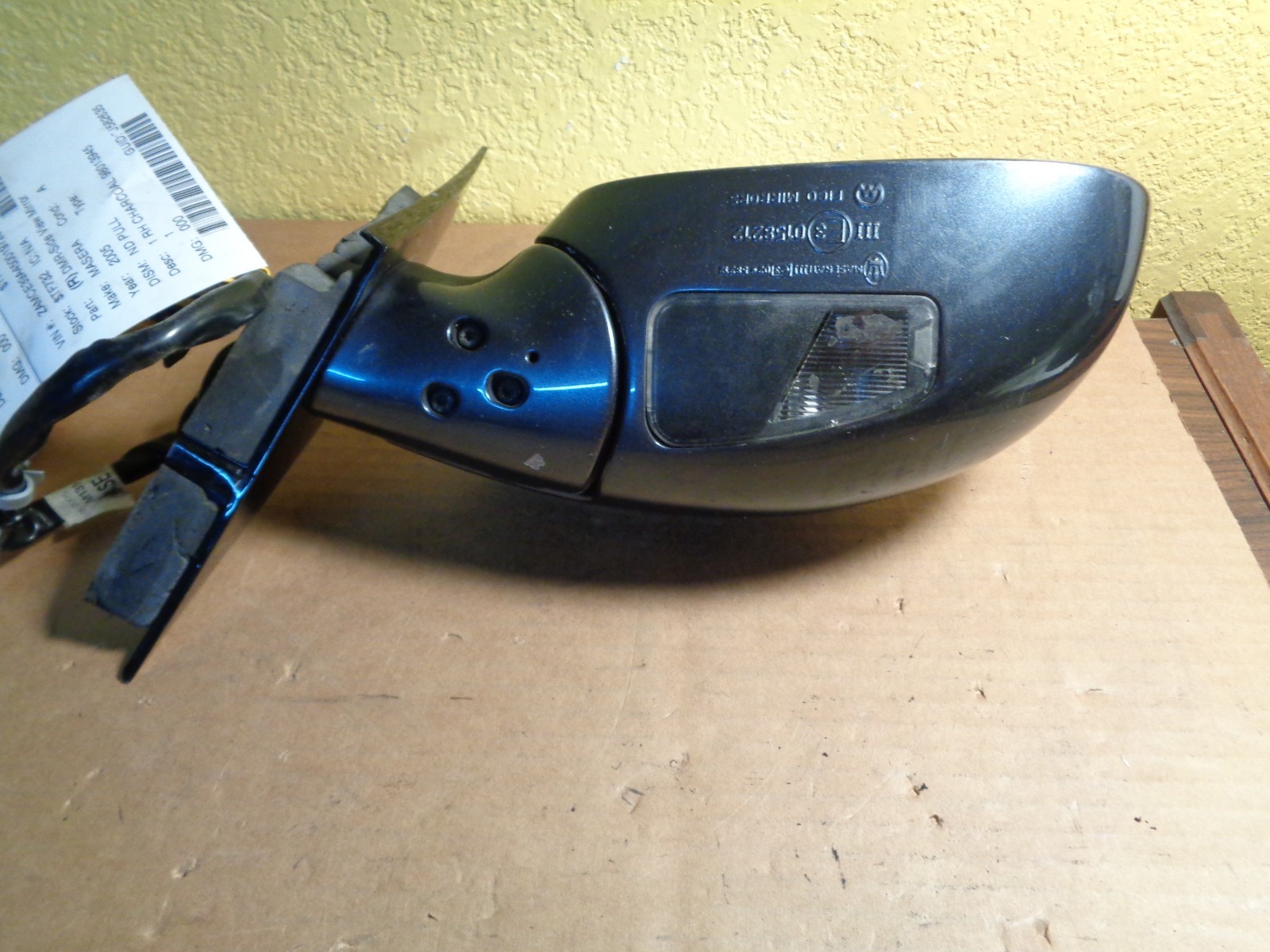  Maserati Quattroporte OEM Used RH / DX Side View Door Mirror # 980139451