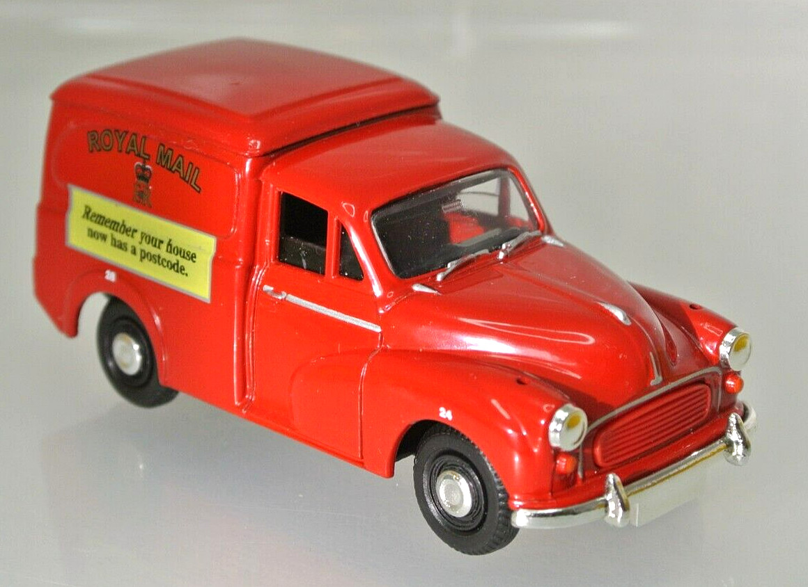 Lledo Vanguard VA11006 Morris Minor Van - Royal Mail  - 1:43 Scale