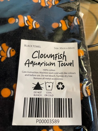 2x Clownfish Logo Aquarium Towel 100% Cotton 30x60cm black and goldfish - Picture 2 of 2