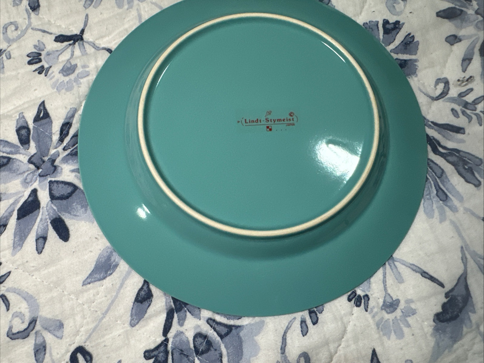 Lindt Stymeist Colorways Dessert Pie Plate 8" Rare Pink Turquiose Japan