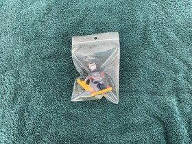 2013 Retired Marvel Lego set #30168 Gun Mounting system w/SH0084 100% complete!