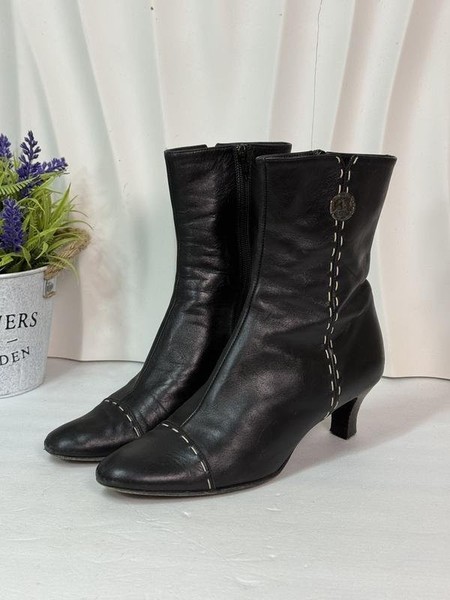 Women Lorbac Boots Black Leather 37
