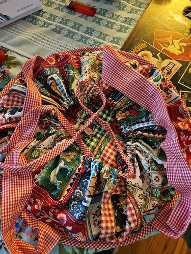 VTG Quilted Homemade Fabric Casserole Dish Carrier Farm & Gingham Fabric Handles