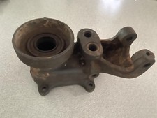 Ford Gpa Amphibia Front Output Shift Bearing Cap Housing