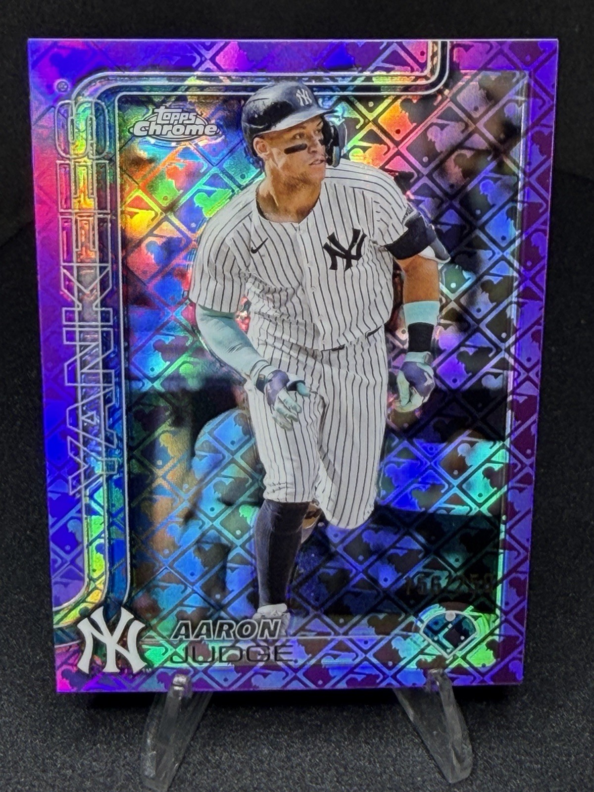Topps Chrome Logofractor 2025 Purple Refractor Aaron Judge #99 /250 Yankees MLB