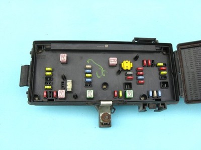 07 DODGE RAM 1500 FUSE BOX TOTALLY INTEGRATED POWER SUPPLY MODULE P04692117AI