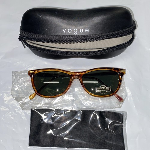 Vintage NOS 1990’s Women’s Sunglasses With A New Vogue Zippered Case (G383)