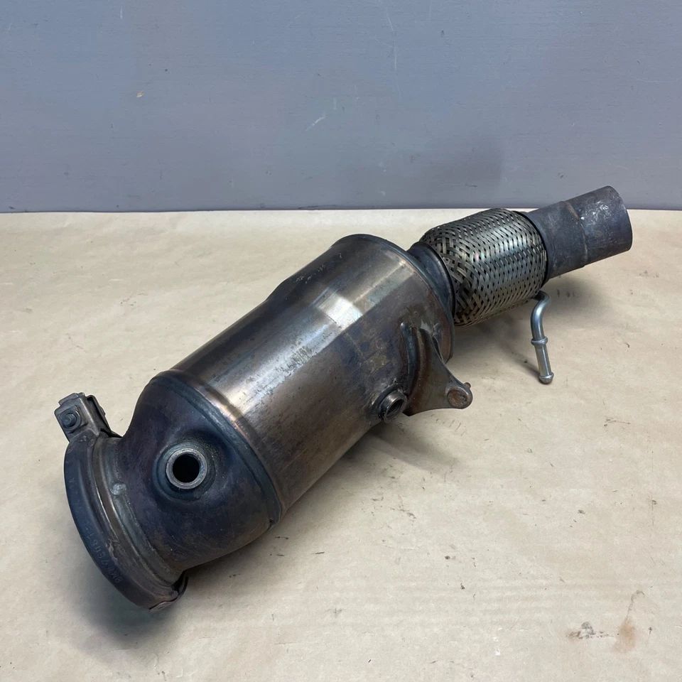2011-2013 528i f10 F30 N20 TUBO DE ESCAPE CATALÍTICO DOWNPIPE OEM SCRAP - Imagem 3 de 4