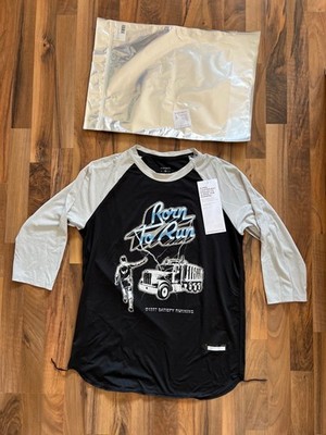 SATISFY RUNNING Born To Run Truck 3/4 Arm Long sleeve Running T-Shirt VERY RARE