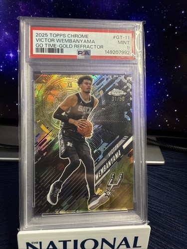 Victor Wembanyama [Gold Refractor] #GT-11 2025 Topps Chrome Go Time card