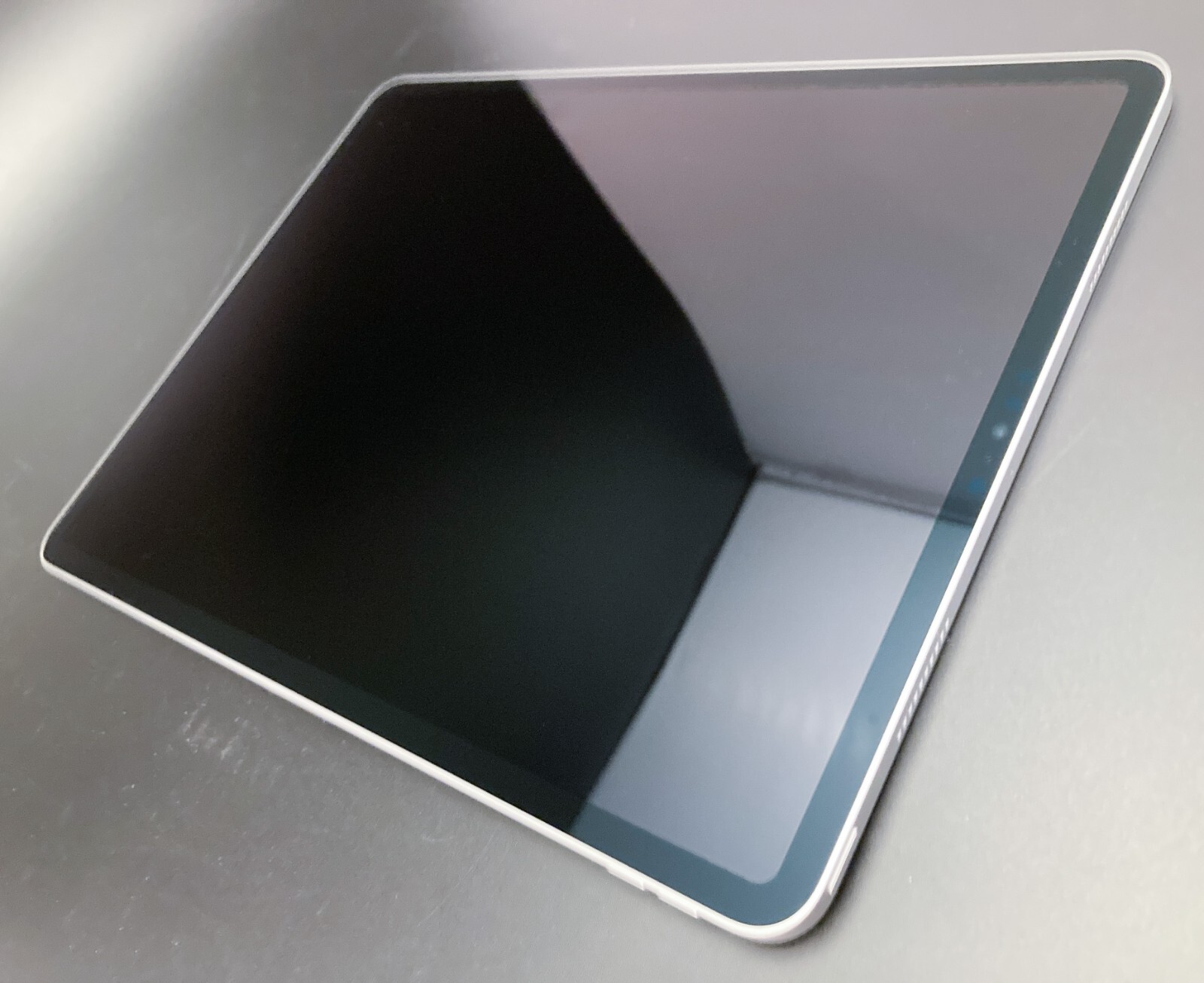 Apple iPad Pro 6th Generation 12.9