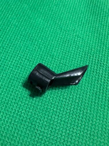 Vintage Tacky Stretchoid Warriors 1990 Thunderbolt FOOT ARMOR part accessory - Picture 2 of 2