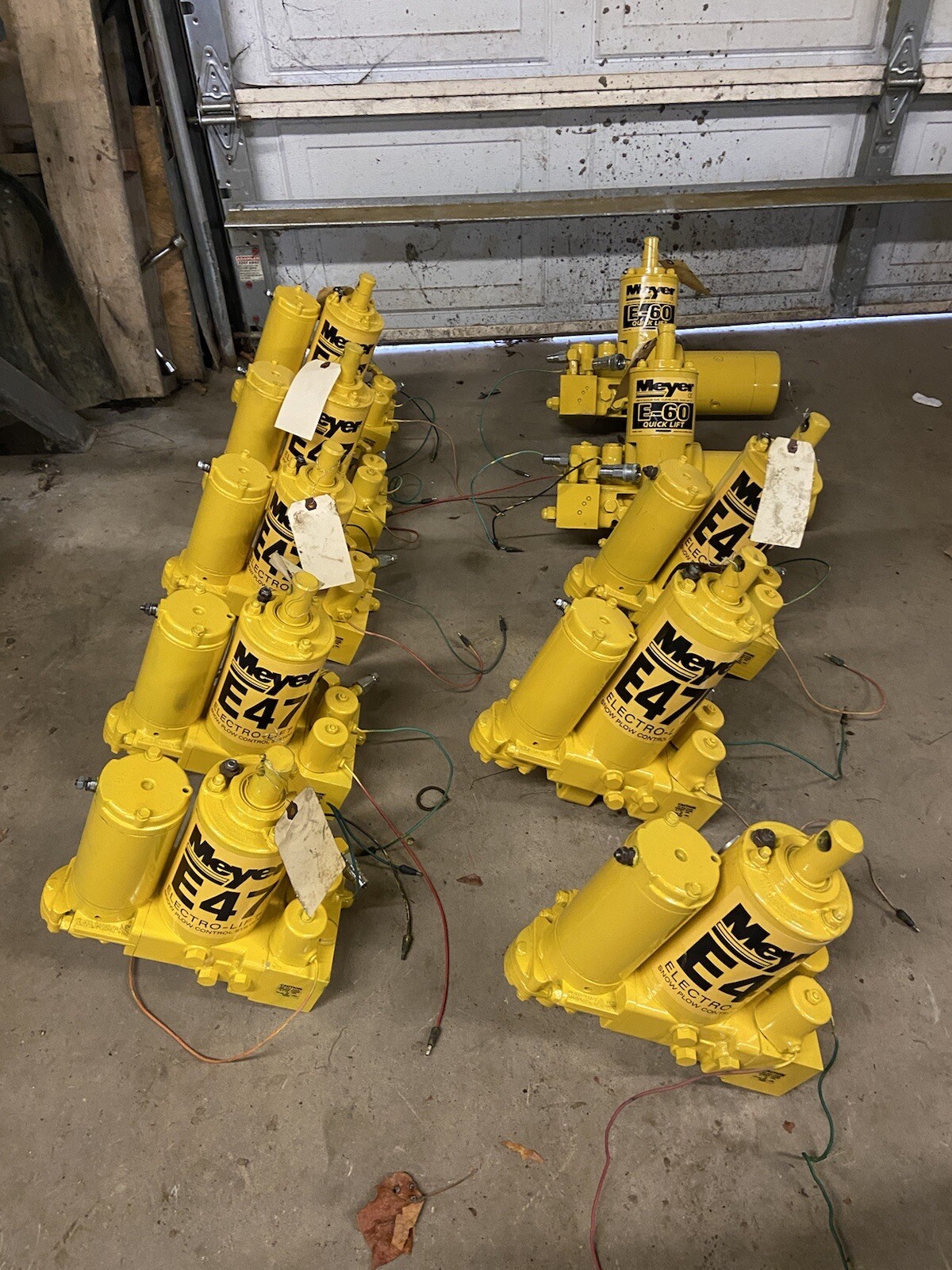 Meyer Plow pump  YOU SHIP ME YOUR PUMP TO REBUILD READ LISTING DESCRIPTION!!!!