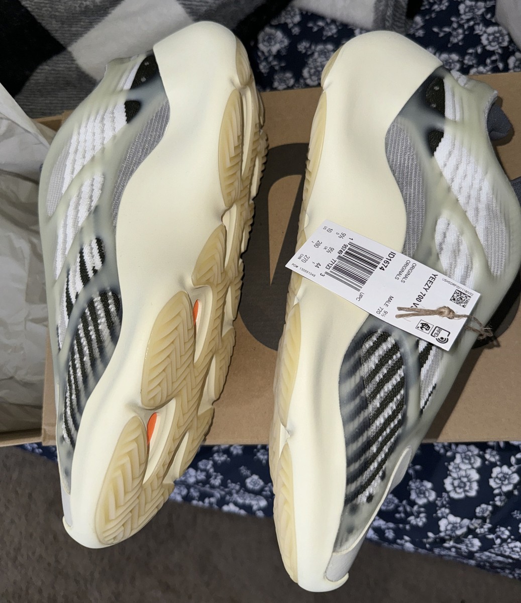 Ship Same Day! Brand New!! Men Size 10 - adidas Yeezy 700 V3 Fade