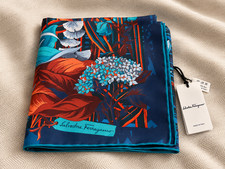 SLVATORE FERRAGAMO WOMENS AQUA FLOWERS SIZE 2 SCARF MSRP 500$