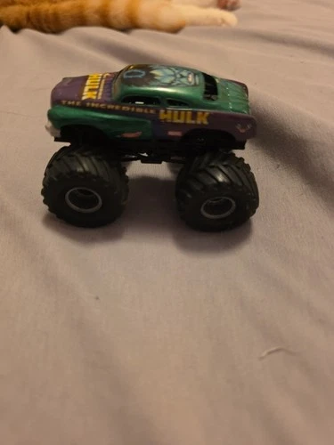 Vintage Hot Wheels Monster Jam The Incredible HULK 1:64 Truck Small Hub Metal