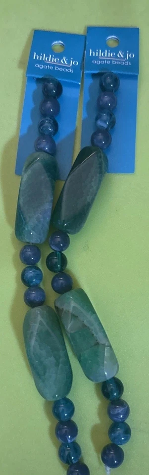 Hildie  & Jo  13 Piece Lot Of 2 Made China. Mix Bead. - Image 2 of 4