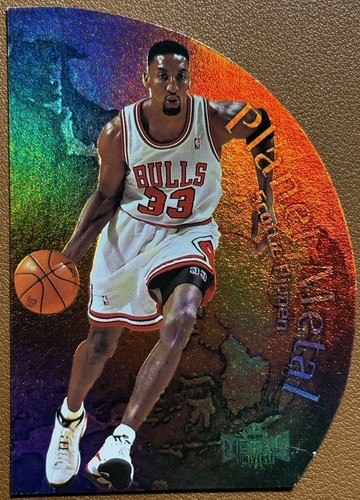 Scottie Pippen #3 1998 Metal Universe Planet Metal card