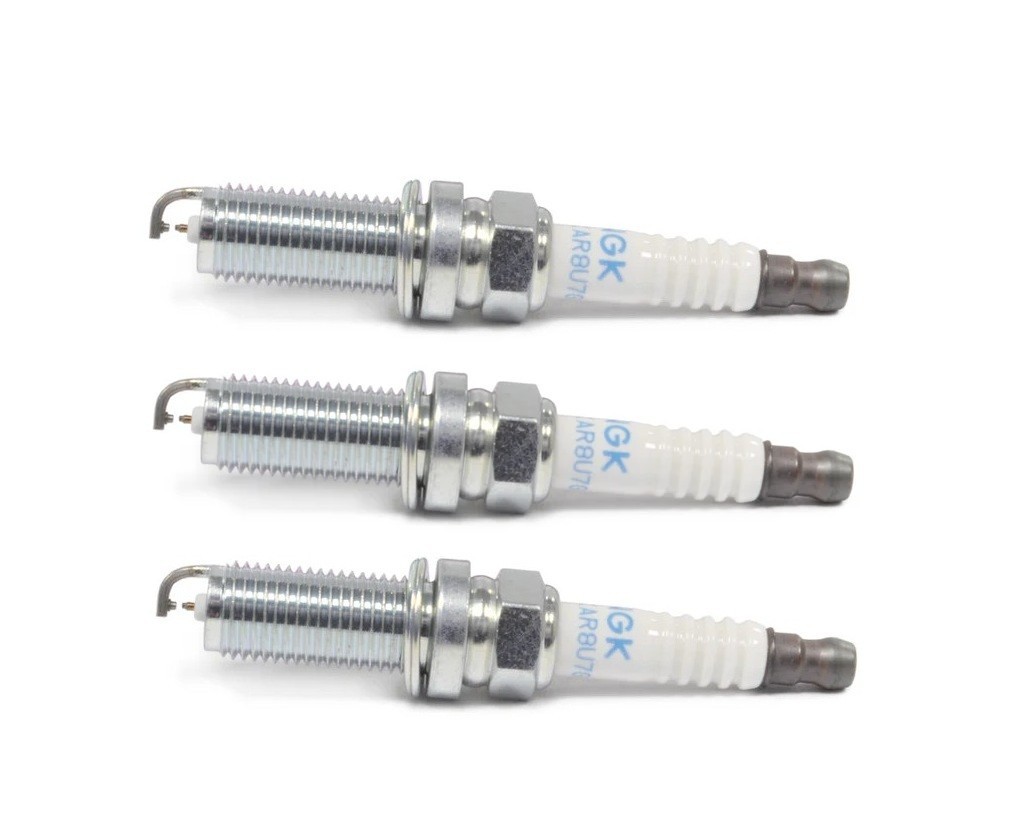 3 Spark Plugs NGK Laser Iridium Toyota Yaris 1.6 GR 4WD G16E-GTS 261 CV