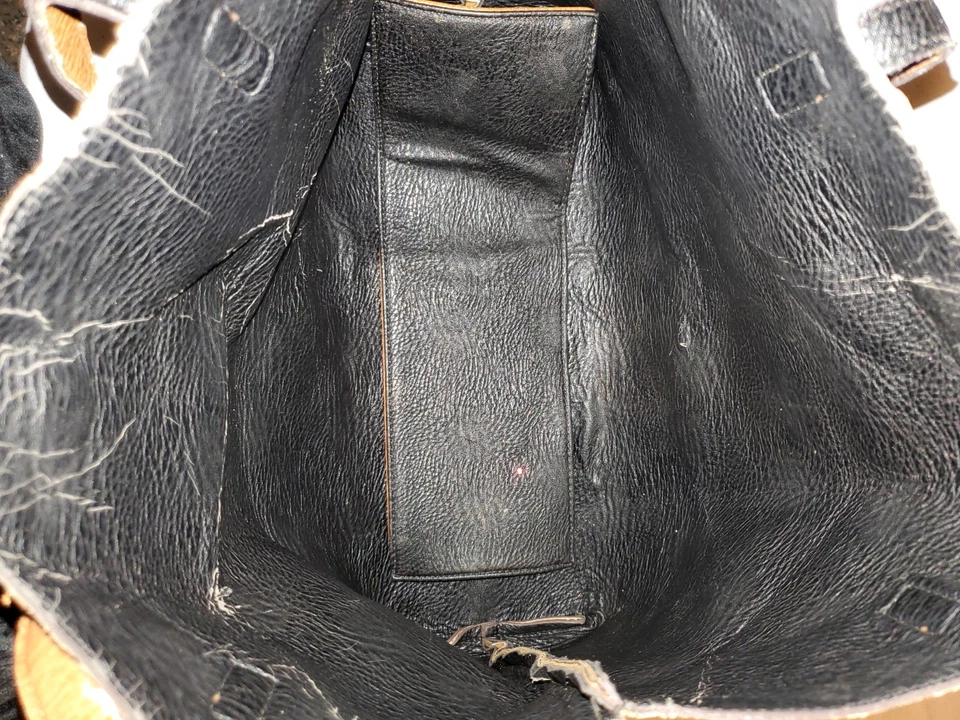 Bolso de Mano Mujer Street Level Reversible Cuero Vegano. Negro y marrón Foto 3 de 4