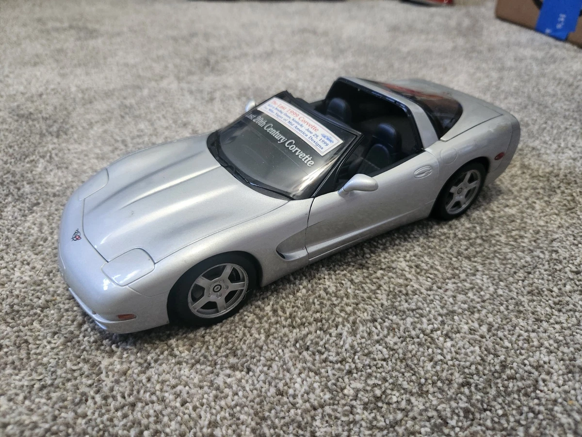 UT Chevrolet Corvette Contemporary Manufacture Diecast Cars for