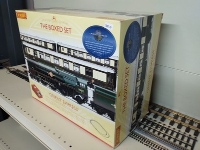 Hornby R1038 (OO) ''Orient Express'' Boxed Set.
