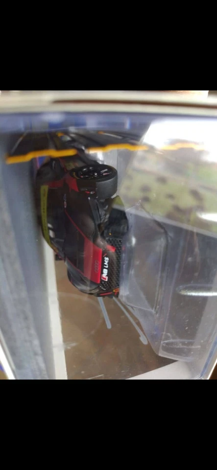 1x Spark 43MC16S AUDI R8 v10 Vanthoor MACAO 2016 - RARE - Immagine 3 di 4