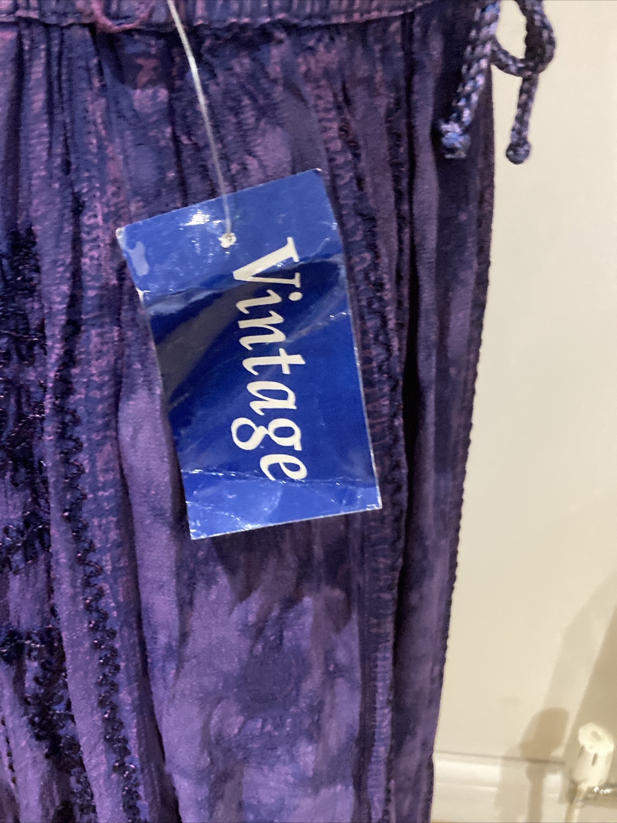 1970s/1980s Vintage Indian Purple Skirt, 13.5" across waist, un-stretched 8