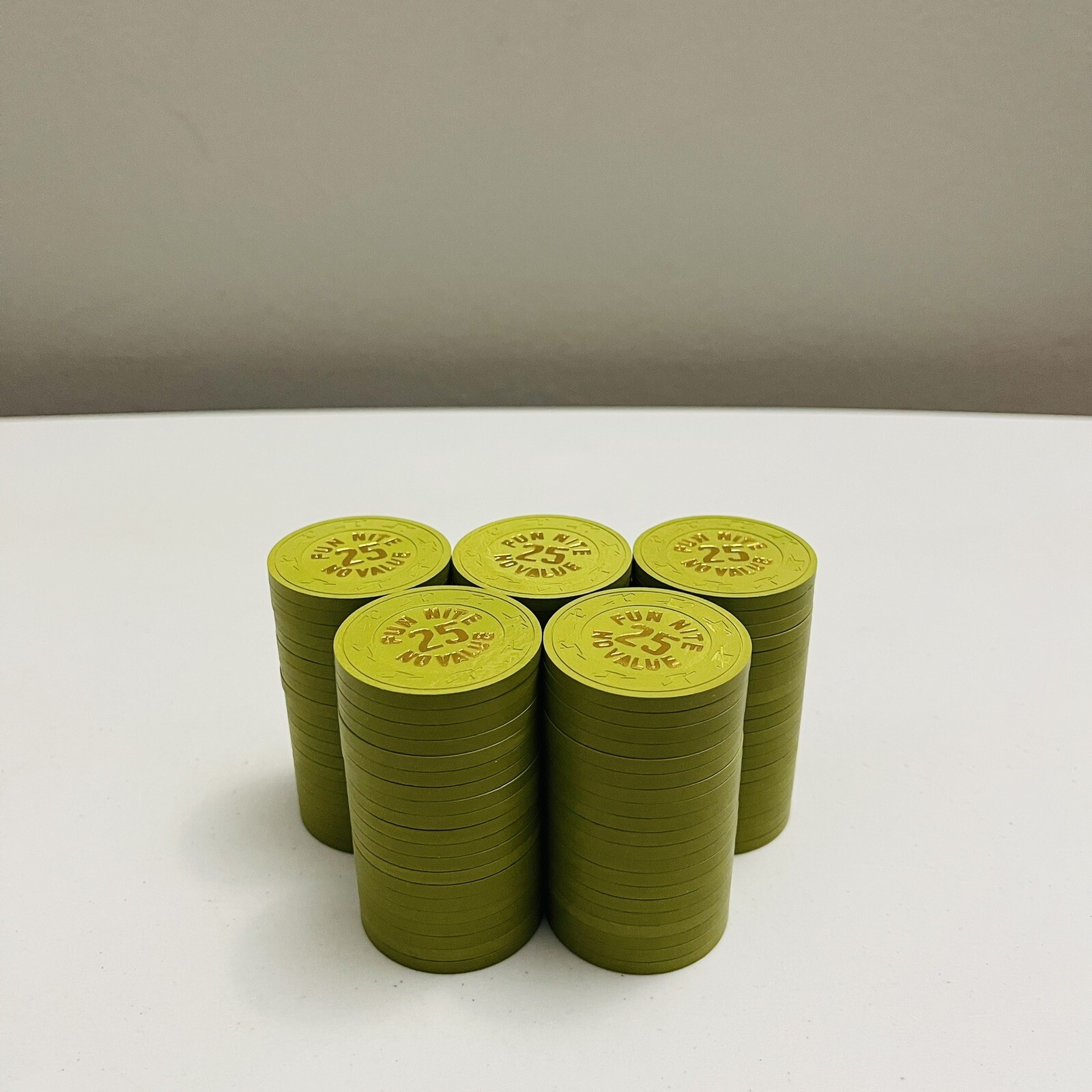 10025 Paulson OLIVE GREEN Fun Nite No Value Clay Poker Chips Top Hat