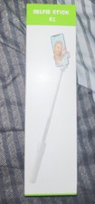 Bluetooth Selfie Stick Tripod 3 in 1 with Wireless Remote White 31.3" R1