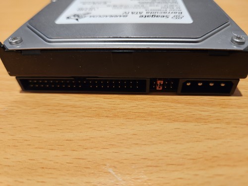 Seagate Barracuda 60gb IDE Hard Drive ST360021A - Picture 2 of 3