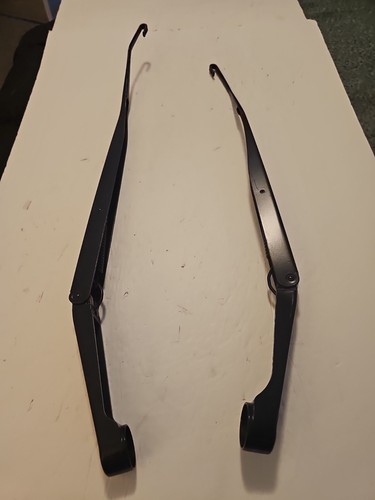 2001 2006 ACURA MDX FRONT LEFT & RIGHT WINDSHIELD WIPER ARMS OEM