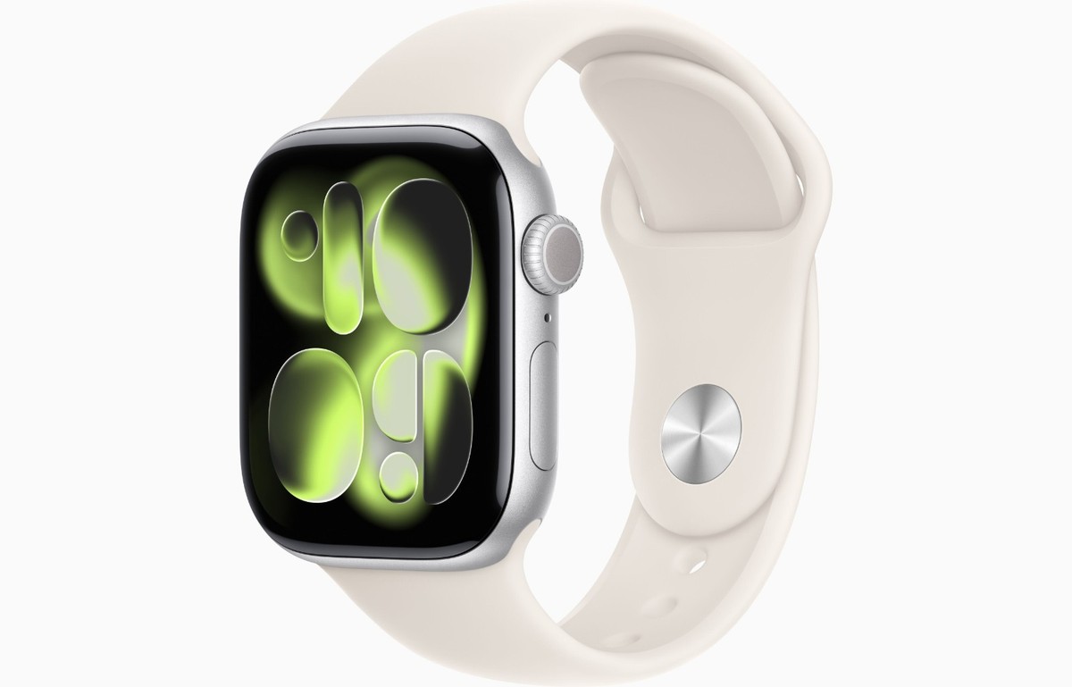 Apple Watch Series 11 46mm GPS + WiFi + Cellular Unlocked Aluminum 