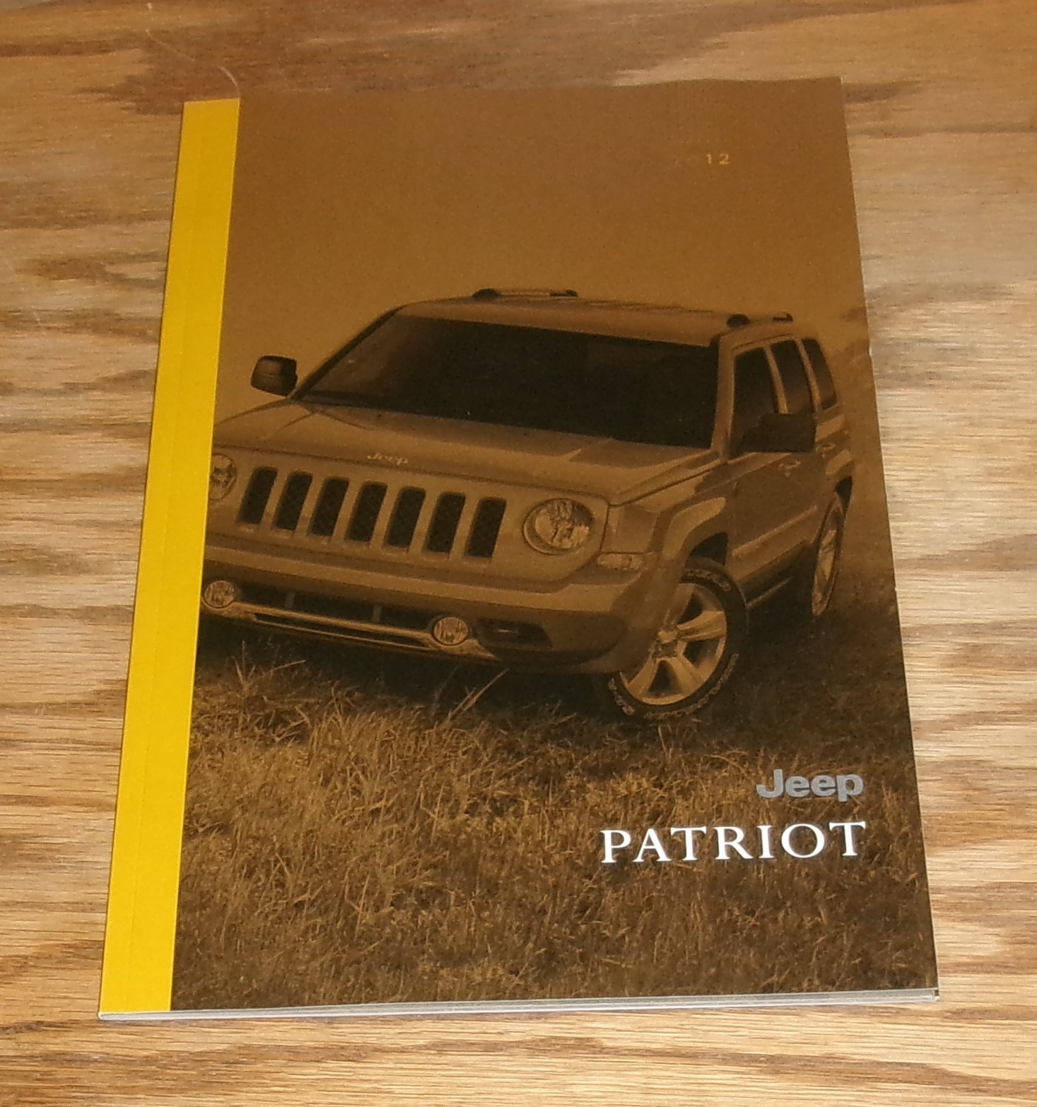 Original 2012 Jeep Patriot Deluxe Sales Brochure 12 Sport Limited Latitude