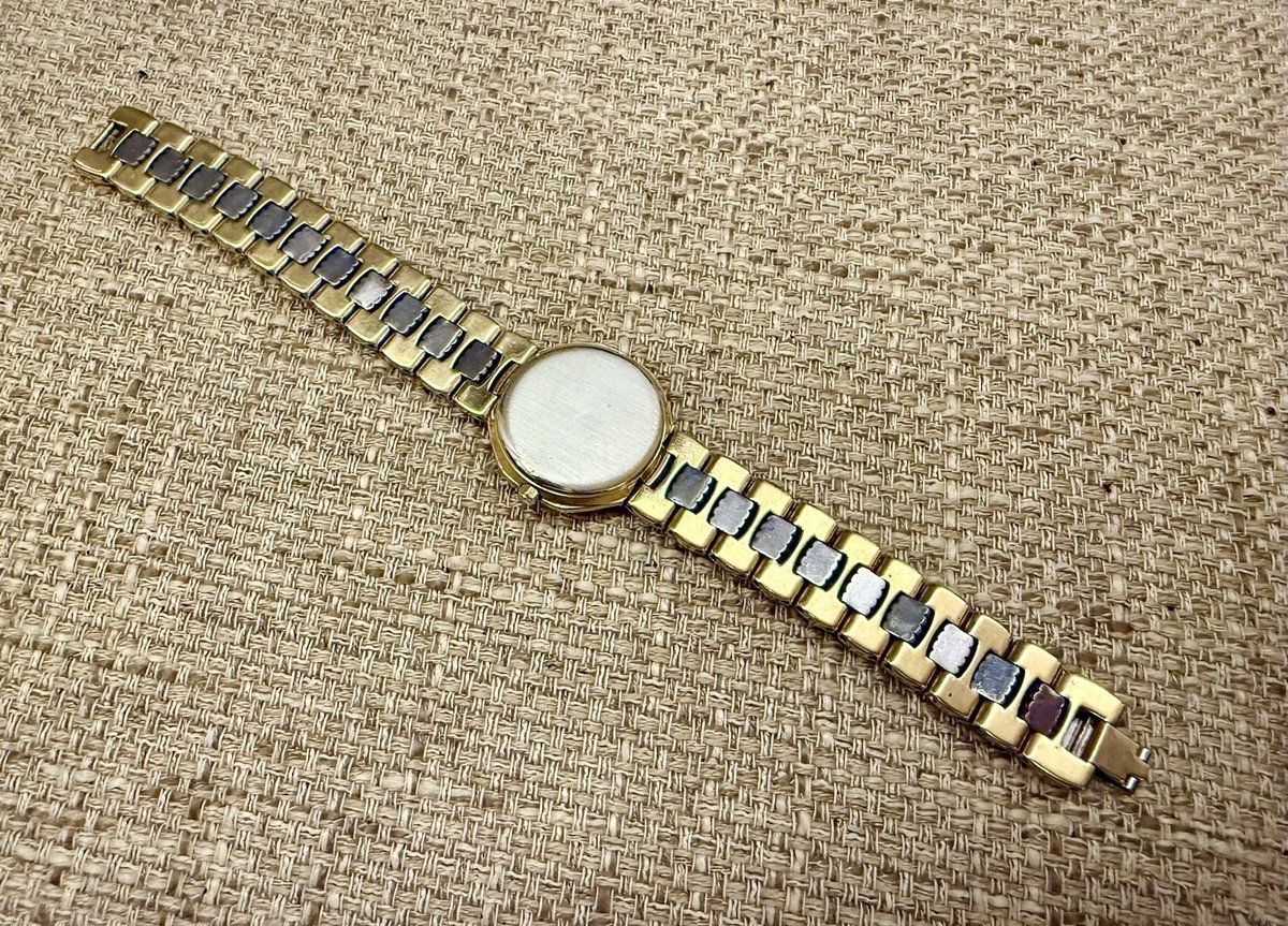 ✨ Christian Dior “Combi Octogon” Vintage Quartz Watch – Gold