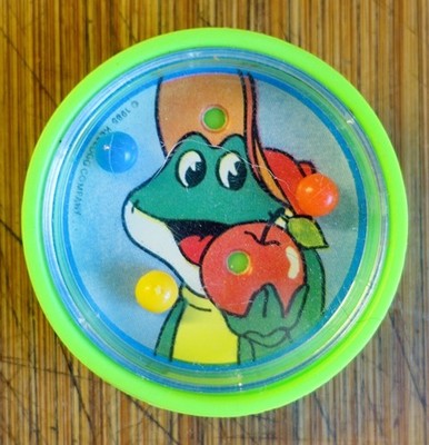 Kellogg's Beigabe Kugelspiel 1985 Smacks mit Apfel