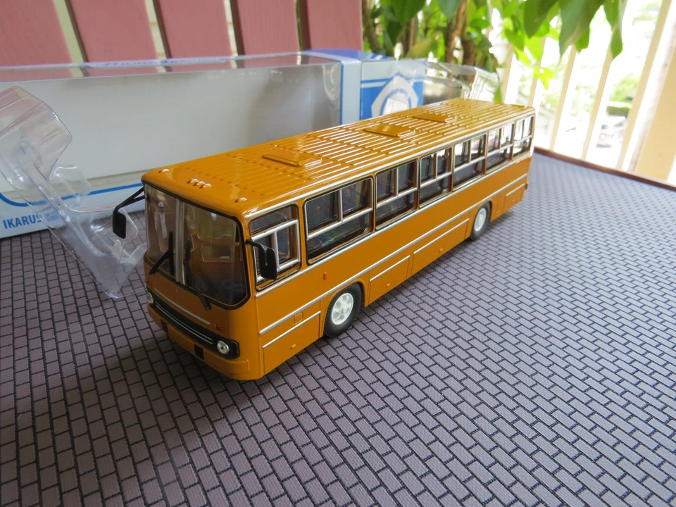 Super RARE First Issue Legendary USSR City Bus IKARUS 260 1/43 Brand New! - Image 2 of 4