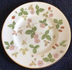 New ListingWedgwood Wild Strawberry Bread & Butter Plate 6”, Urn Symbol, Bone China