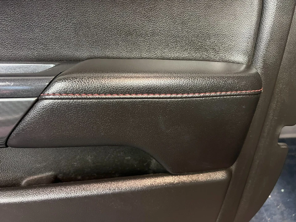 2016 GMC CANYON COLORADO ALL TERRAIN DOOR PANELS DRIVER, PASS AND REARS BLACK - Изображение 3 из 4