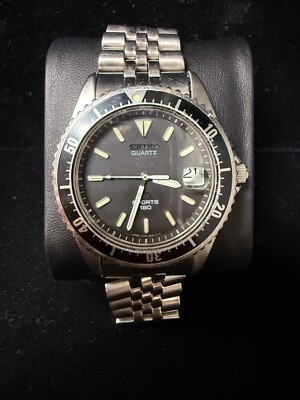 Vintage Seiko Quartz Sports 150 Diver Watch – Rugged and Reliable