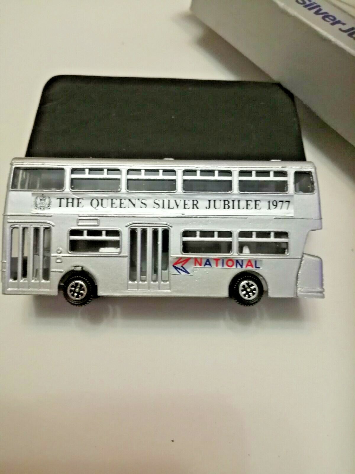 Dinky 297, Silver Jubilee Bus (Woolworths) - Free Price Guide & Review