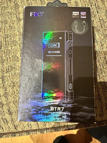 FiiO BTR7 DAC Amp With Bluetooth And Lightning To USB C Cable