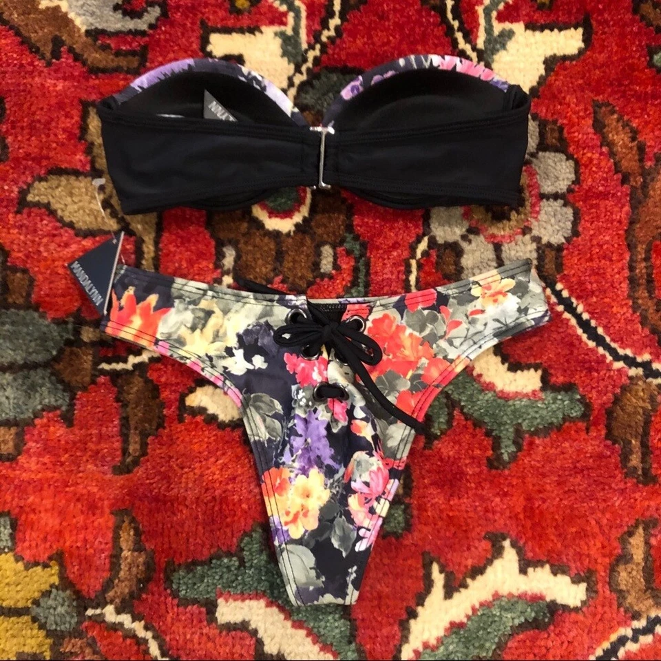 NUEVO CON ETIQUETAS Mandalynn Wildflower Charlotte Bikini Con Cordones Muñecas Kill Foto 4 de 4